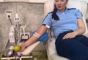 Jandarmii donează sânge